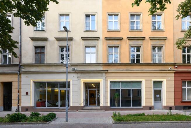 Lokal użytkowy 105 m² | Praga Południe | Off Market | Umowa na 10 lat |