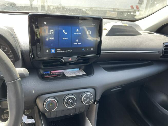 Toyota Yaris 1.5 - 125KM CarPlay Salon Polska 2024