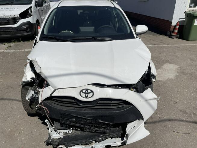 Toyota Yaris 1.5 - 125KM CarPlay Salon Polska 2024