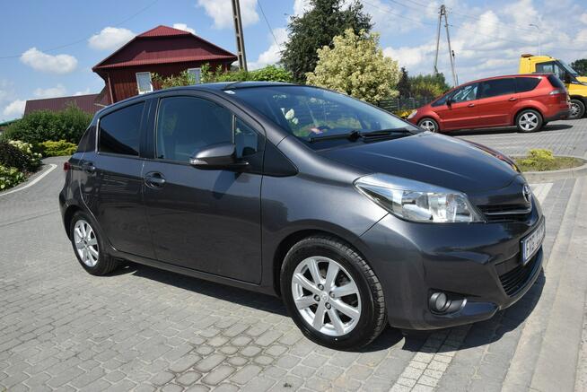Toyota Yaris 1.3B Klimatronik Panorama Navi Kamera 2 KPL KÓŁ Sprowadzony