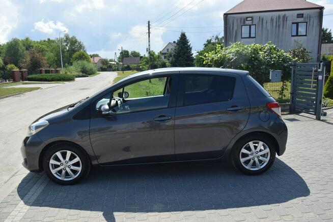Toyota Yaris 1.3B Klimatronik Panorama Navi Kamera 2 KPL KÓŁ Sprowadzony