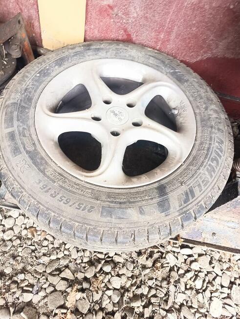 Opony z alufelgami 215x65xr16c Michelin, Continental