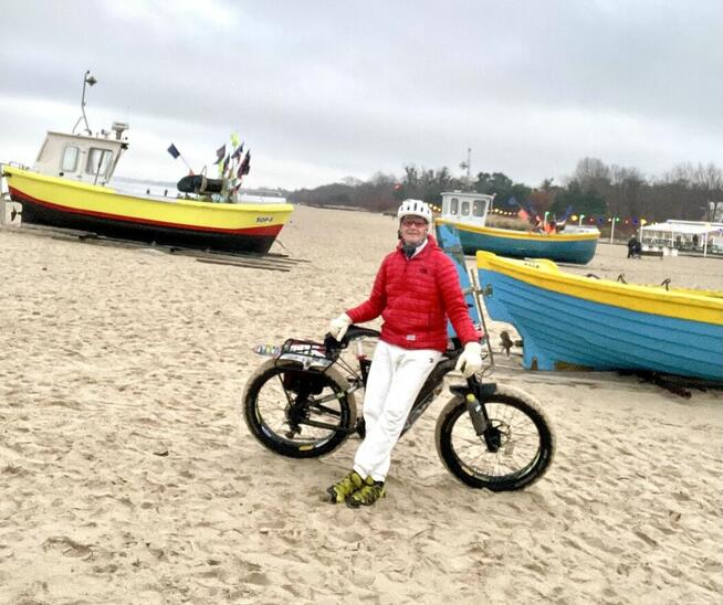 Poszukuje kobiety która lubi sport jest aktywna empatyczna