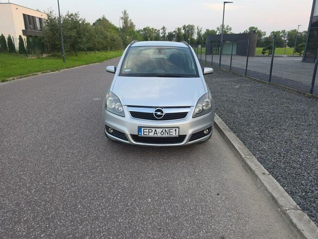 Opel Zafira B | 1.8 Benzyna + LPG | 7 osób | Hak | 293 tys. km |