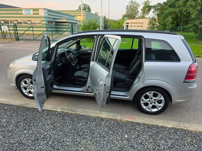 Opel Zafira B | 1.8 Benzyna + LPG | 7 osób | Hak | 293 tys. km |