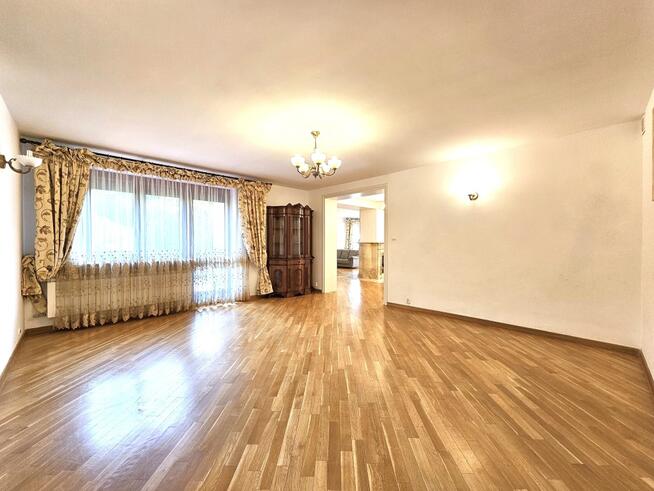 Elegancki dom wolnostojący 250 m2 / Wysoki standard / Zamiana na mieszkania