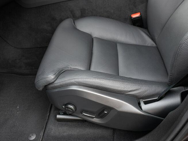 Volvo XC 60 GD5J522#B5 B AWD Plus Dark Podgrz.f kier K.cof Skóra Salon PL VAt23%