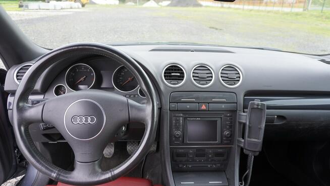 Audi A4 Cabrio 3.0 V6 220 PS _ Skóra _ Bose _ Xenon _ Navi _ SPORT
