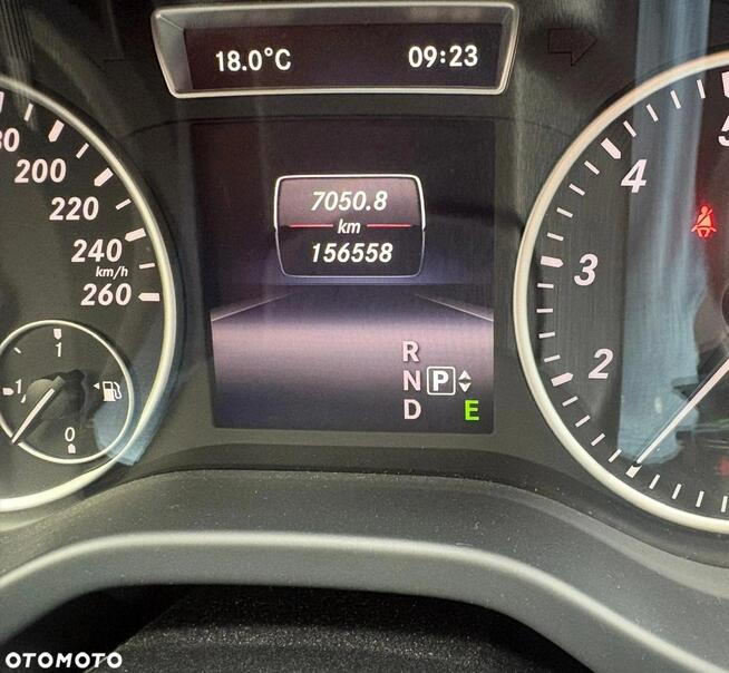 Mercedes A 180 Rok Gwarancji zadbany kamera pdc automat
