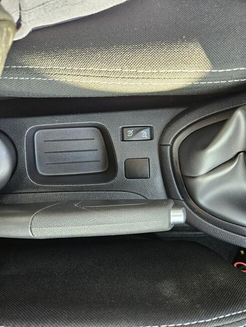 Renault Clio Nawigacja / Kamera cofania / Klimatyzacja / Tempomat / Komputer