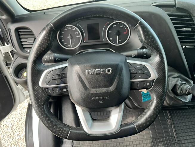 Iveco Daily 70C18 Winda-1_tona Izoterma- 8 palet 3.0/180KM ładowność-3850kg