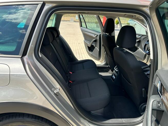 Škoda Octavia 2 kpl. Alu, Navi, Bixenon, LED, Asystent, Hak, GWARANCJA, Serwis ASO!