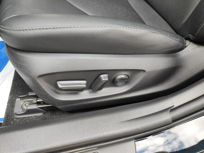 Toyota Camry 2.5 Hybrid Executive CVT ! Z Polskiego Salonu ! Faktura Vat !