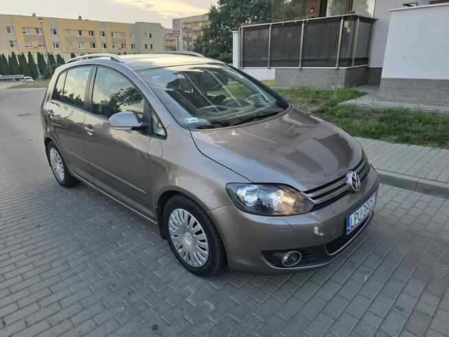 Volkswagen Golf Plus 1.6 diesel Automat mały przebieg ważne opłaty