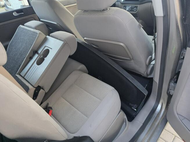 Volkswagen Golf Plus 1.6 diesel Automat mały przebieg ważne opłaty