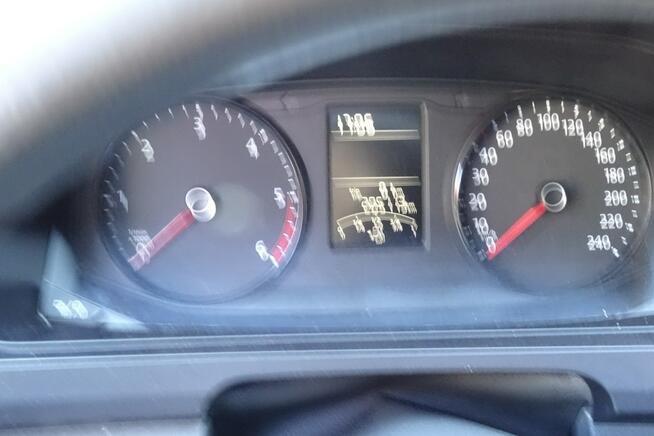 Volksvagen transporter L1H1 serwisowy 2x drzwi boczne 3 osobowy sprowa