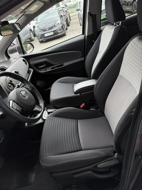 Toyota Yaris 1.5 Automat, Krajowy , Niski Przebieg ,Gwarancja