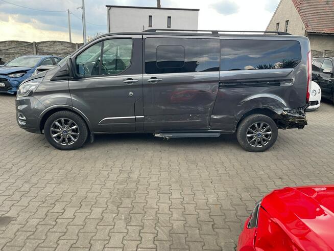 Ford Tourneo Custom HAK Skóra Podgrzewanie Kamera 8 osobowy