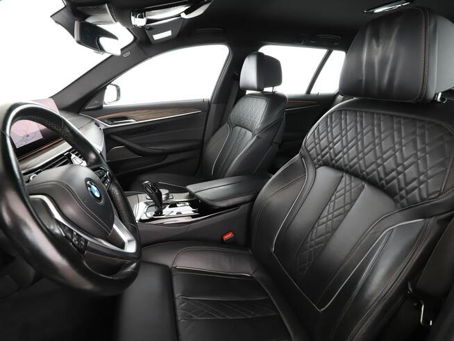 BMW 530 FV23 xDrive Luxury Navi Virtual Grzana Skóra Harman/Kardon Kamera LED