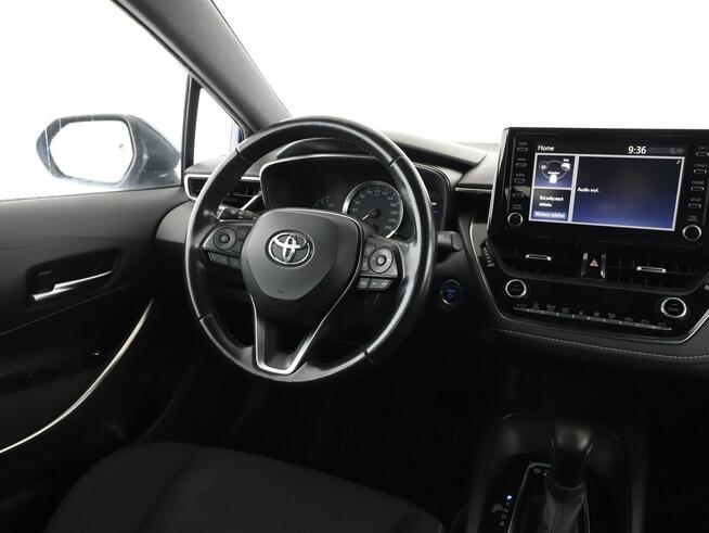 Toyota Corolla HEV automat ACC LED kamera