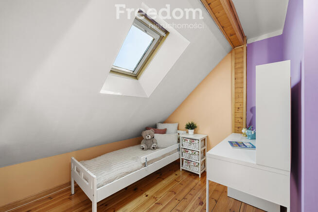 Dwupoziomowe mieszkanie z garażem i balkonem