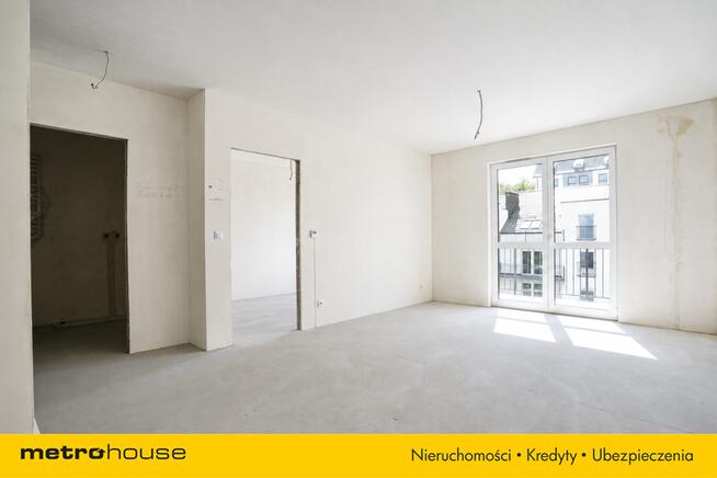 Nowe 2 pokoje na ostatnim piętrze - taras 7,40 m²