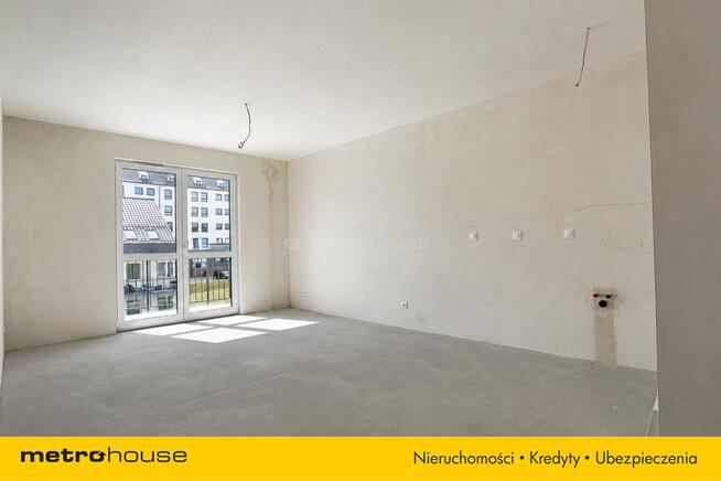 Nowe 2 pokoje na ostatnim piętrze - taras 7,40 m²
