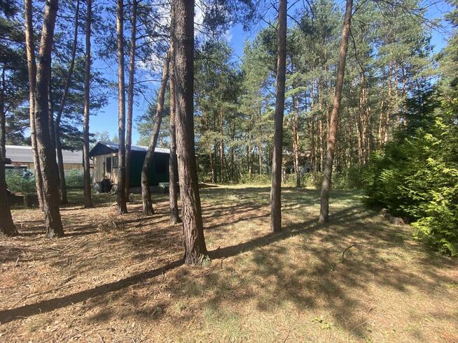 Na sprzedaż działka budowlana 647 m2 27m x 24m domek 42m2