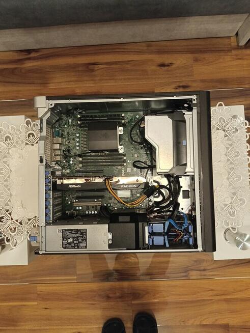 Tani komputer gamingowy RX 6600, 32 GB RAM + GRY