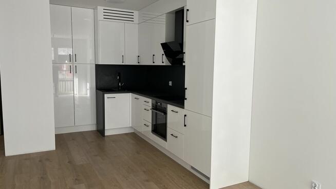 Elegancki apartament na Dmowskiego
