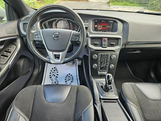Volvo V40 2.0 benzyna T4 190km* R-Design* Automat* GWARANCJA