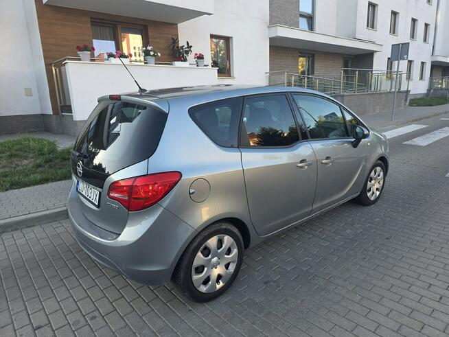 Opel Meriva 1.4 benzyna klimatyzacja ważne opłaty