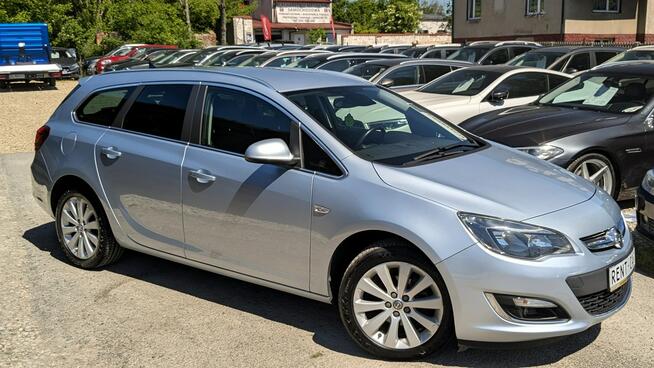 Opel Astra 1.4i*101PS*OPŁACONY Bezwypadkowy Navi Klimatronik*Serwis*GWARANCJA24M