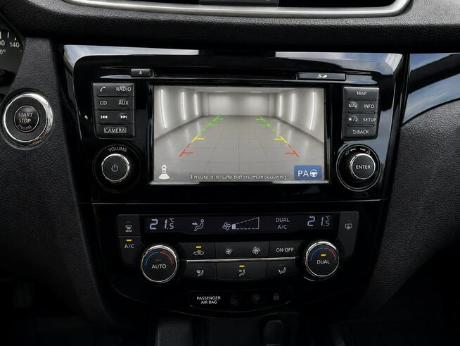 Nissan Qashqai 1.6 DCI*kamera cofania*nawigacja*relingi*panorama*opłacony*