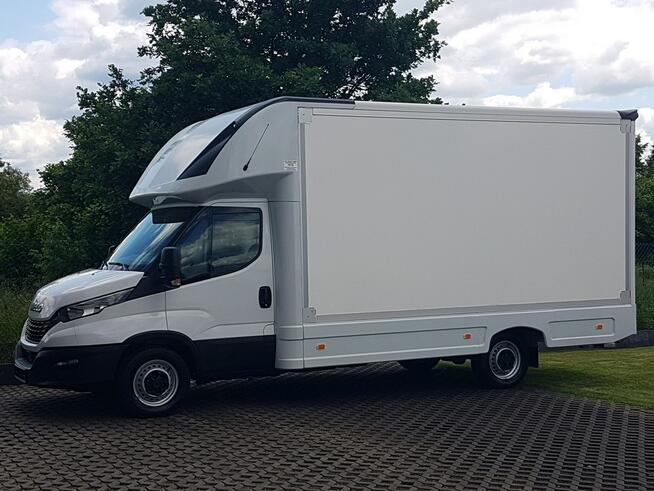 Iveco Daily KONTENER NISKOPODŁOGOWY 4,44x2,23x2,43 SKLEP BAR FOODTRUCK KAMPER AC