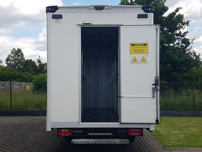 Iveco Daily KONTENER NISKOPODŁOGOWY 4,44x2,23x2,43 SKLEP BAR FOODTRUCK KAMPER AC