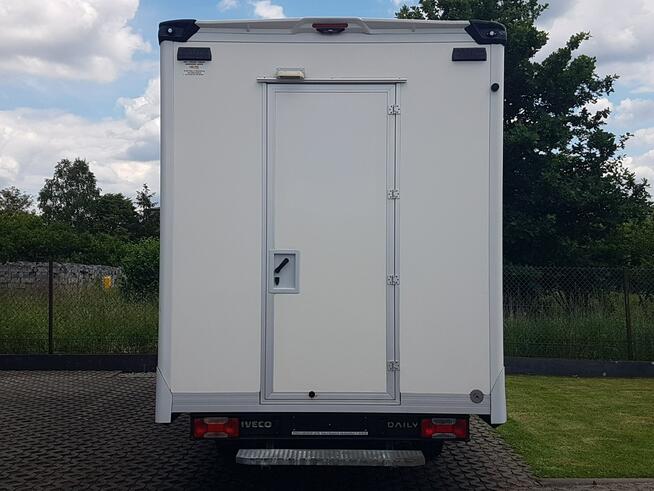 Iveco Daily KONTENER NISKOPODŁOGOWY 4,44x2,23x2,43 SKLEP BAR FOODTRUCK KAMPER AC