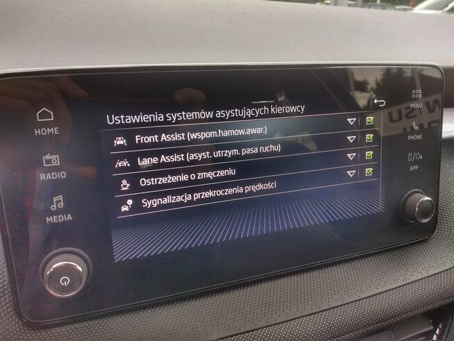 Škoda Fabia 1.0 MPI 80KM selection smartlink led tempomat fv23%