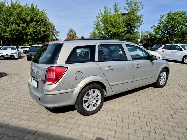 Opel Astra Benzyna