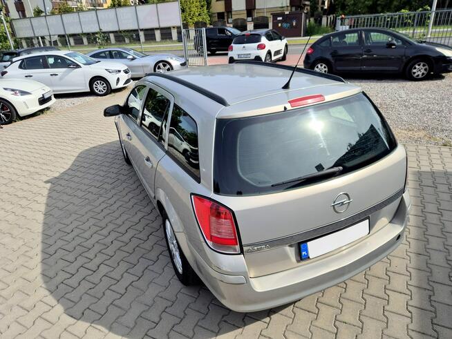 Opel Astra Benzyna