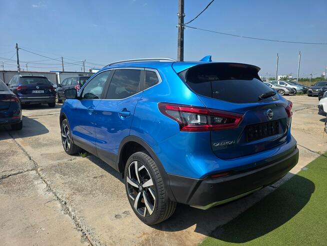 Nissan Qashqai 1.3 DIG-T 140 KM • Panorama • BOSE • Kamera 360° • LED • 19"• Navi