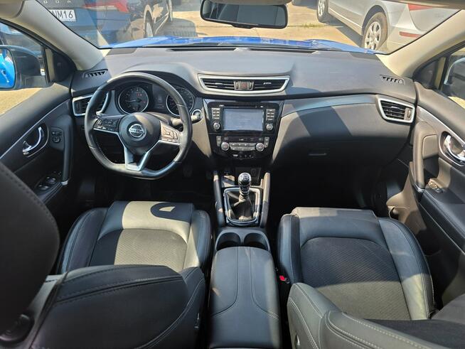Nissan Qashqai 1.3 DIG-T 140 KM • Panorama • BOSE • Kamera 360° • LED • 19"• Navi