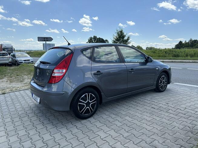 Hyundai i30 Bardzo zadbane auto/Sprawna klimatyzacja/Blacharsko super stan