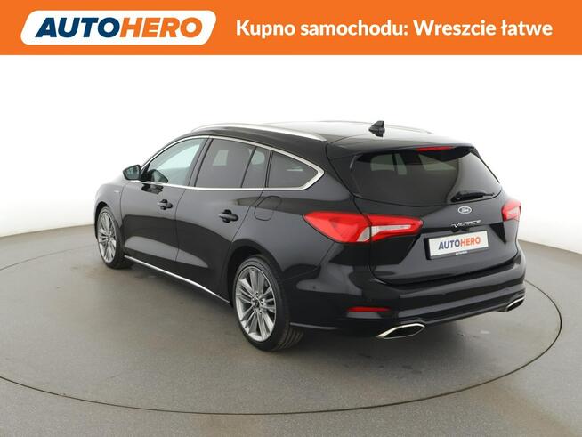 Ford Focus full led vignale automat navi kamera acc skóra panorama premium sound