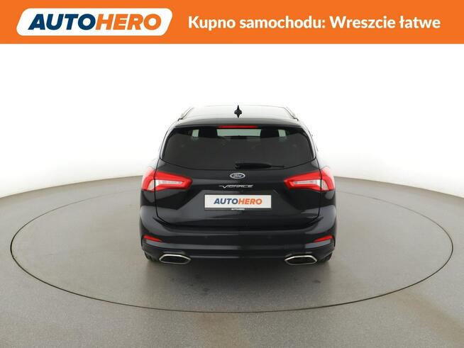 Ford Focus full led vignale automat navi kamera acc skóra panorama premium sound