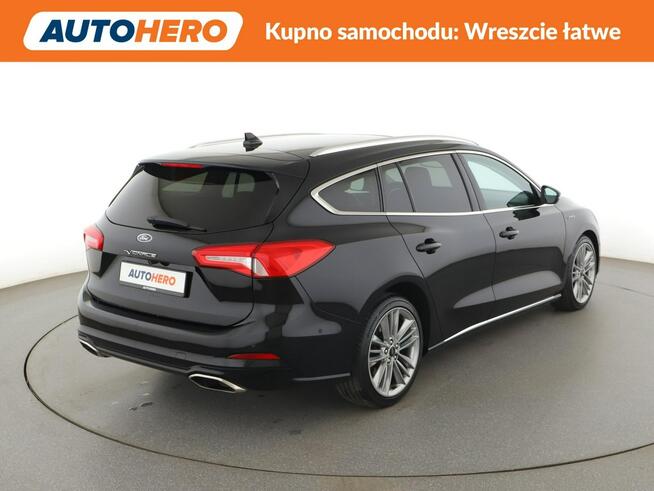 Ford Focus full led vignale automat navi kamera acc skóra panorama premium sound