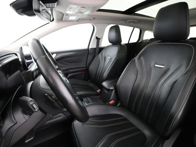 Ford Focus full led vignale automat navi kamera acc skóra panorama premium sound