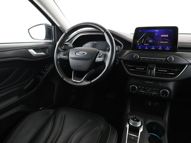 Ford Focus full led vignale automat navi kamera acc skóra panorama premium sound