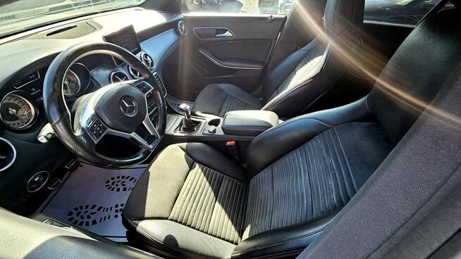 Mercedes CLA 180 1,6 Benz * AMG Pakiet / Zarejestrowany w PL * Gwarancja >AUTOMI-X.PL