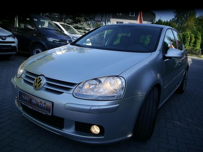 Volkswagen Golf 1.6mpi Stan b.dobry bez rdzy i korozji bezwypad z Niemiec Gwarancja 12